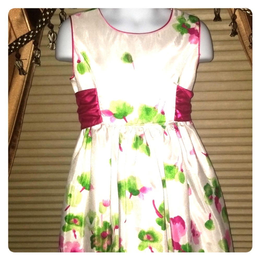 Little girls size 6 Spring Easter dress
